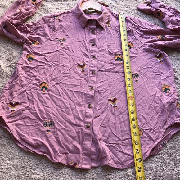 Anthropologie county fair pink hot balloon embroidered top - Picture 10 of 11